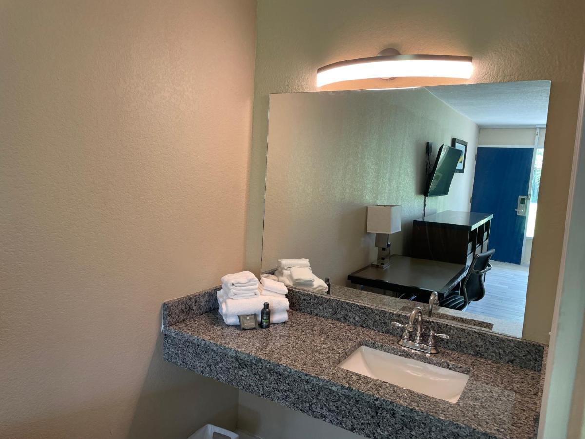 Econo Lodge Jennings Eksteriør billede